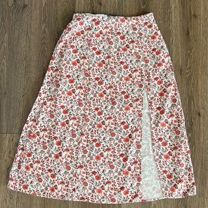 Abercrombie & Fitch Women's Red and White Floral Skirt Size XSP